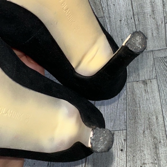 Manolo Blahnik Lisa Suede High-Heel Bow Pump Black size 38✨ - Picture 8 of 16